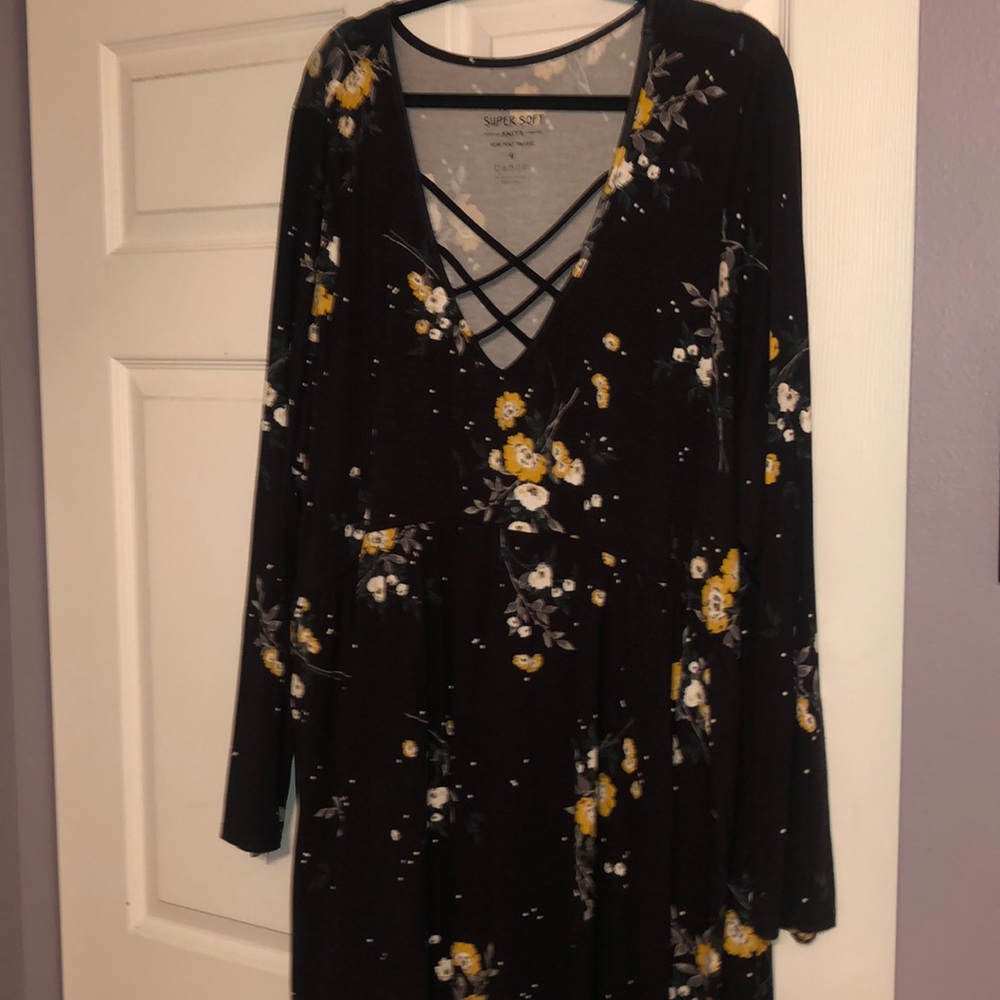 Torrid long sleeve super soft black floral shirt